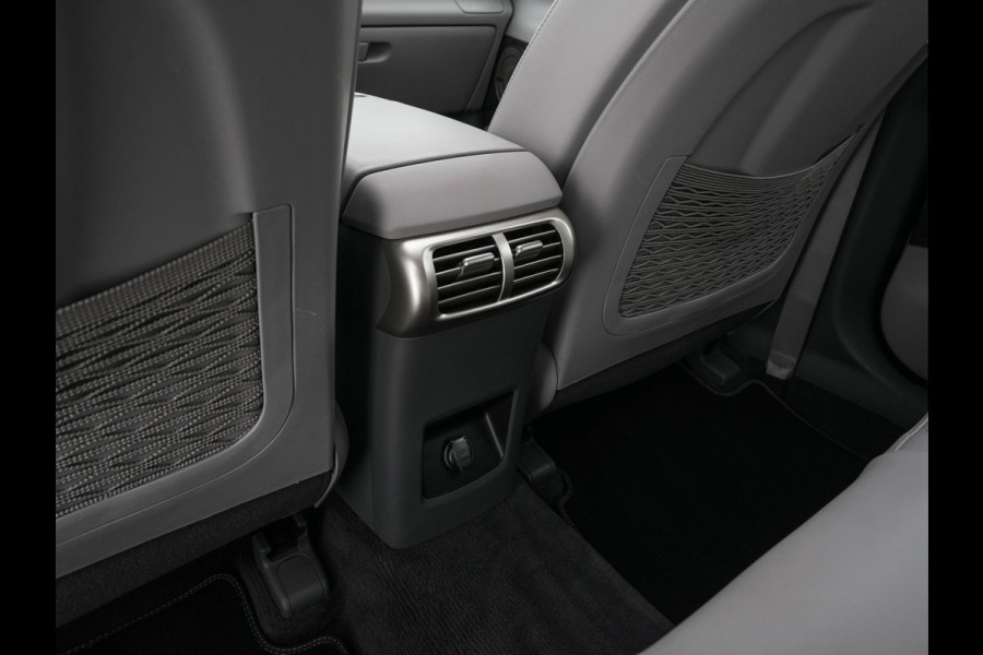 Hyundai NEXO FCEV Plus Pack [ HYDROGENIUM ] (INCL-BTW) Aut. *PANO | LUXURY-LEATHER | NAVI-FULLMAP | ADAPTIVE-CRUISE |  FULL-LED | KEYLESS | DAB |  KRELL-AUDIO | DIGI-WIDESCREEN-COCKPIT | SURROUND-VIEW | SHIFT-PADDLES | COMFORT-SEATS |