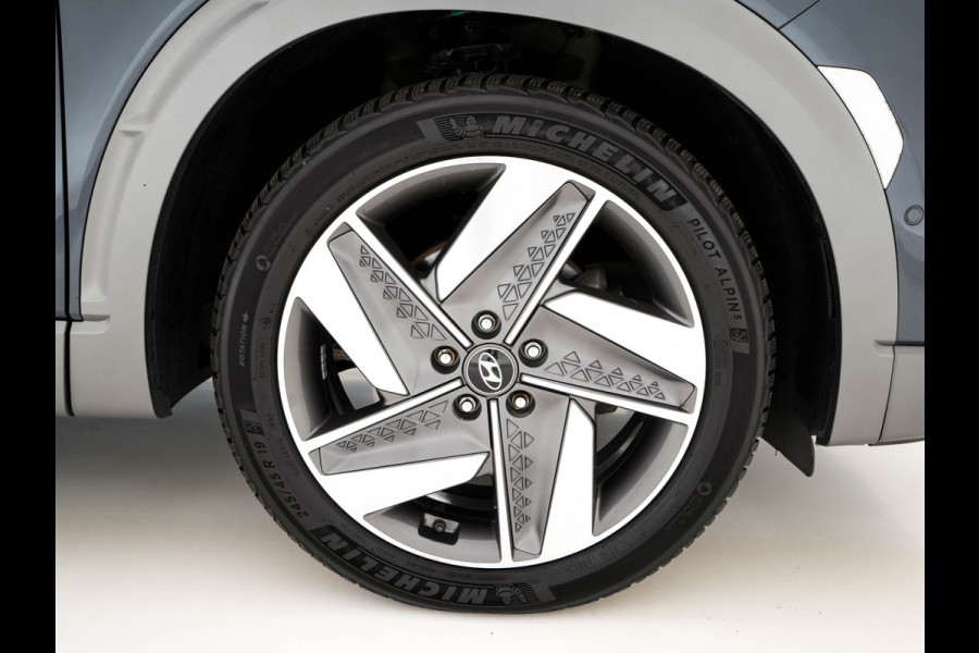 Hyundai NEXO FCEV Plus Pack [ HYDROGENIUM ] (INCL-BTW) Aut. *PANO | LUXURY-LEATHER | NAVI-FULLMAP | ADAPTIVE-CRUISE |  FULL-LED | KEYLESS | DAB |  KRELL-AUDIO | DIGI-WIDESCREEN-COCKPIT | SURROUND-VIEW | SHIFT-PADDLES | COMFORT-SEATS |