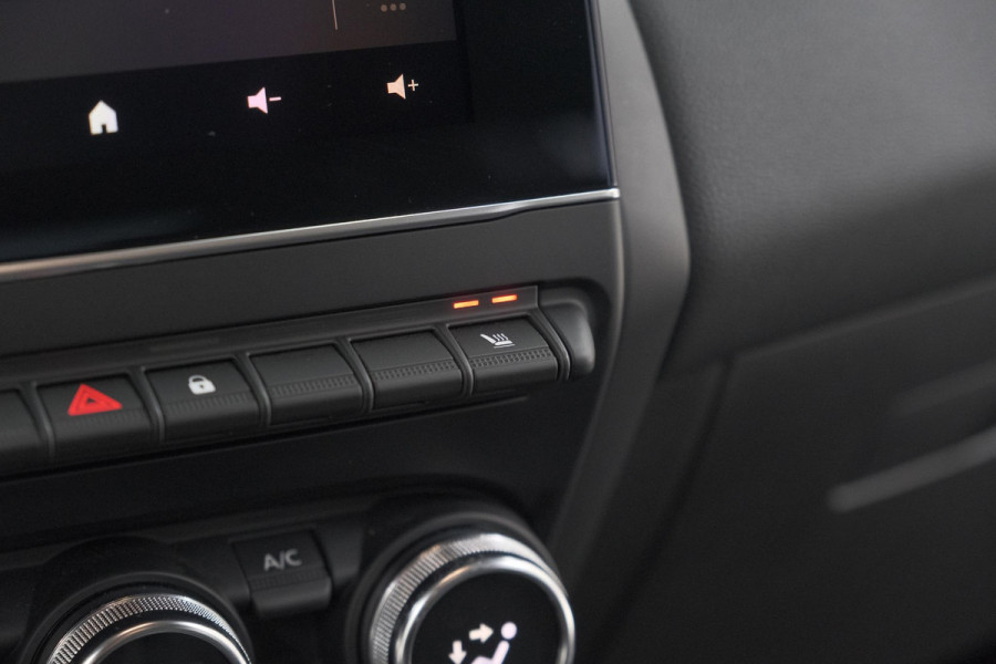 Renault Captur Mild Hybrid 140 EDC Techno | Camera | 9.3 Inch Scherm | Apple Carplay | Parkeersensoren | Allseason Banden | Stoelverwarming