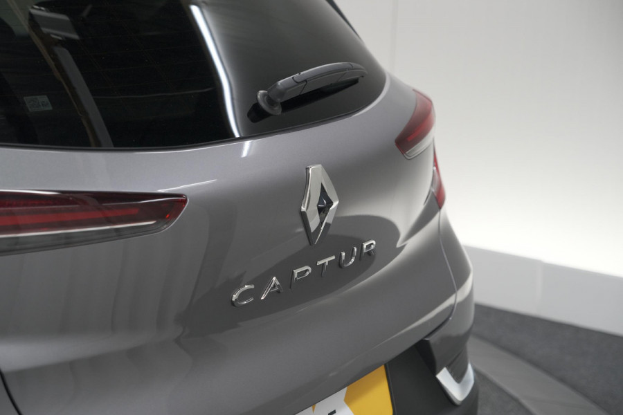 Renault Captur Mild Hybrid 140 EDC Techno | Camera | 9.3 Inch Scherm | Apple Carplay | Parkeersensoren | Allseason Banden | Stoelverwarming