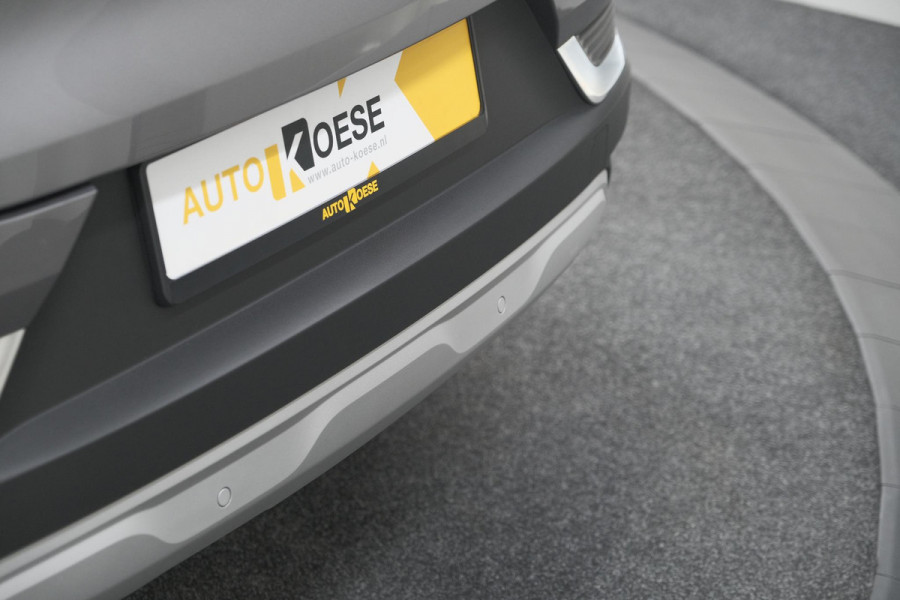 Renault Captur Mild Hybrid 140 EDC Techno | Camera | 9.3 Inch Scherm | Apple Carplay | Parkeersensoren | Allseason Banden | Stoelverwarming