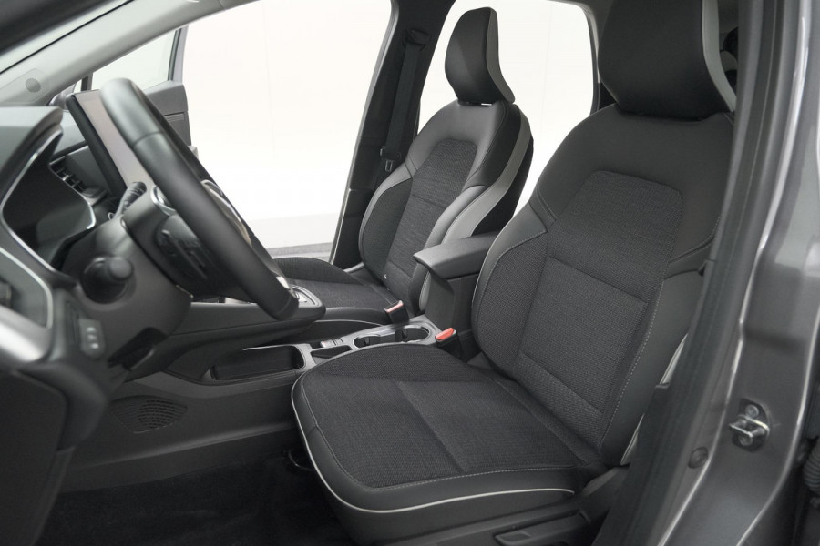 Renault Captur Mild Hybrid 140 EDC Techno | Camera | 9.3 Inch Scherm | Apple Carplay | Parkeersensoren | Allseason Banden | Stoelverwarming