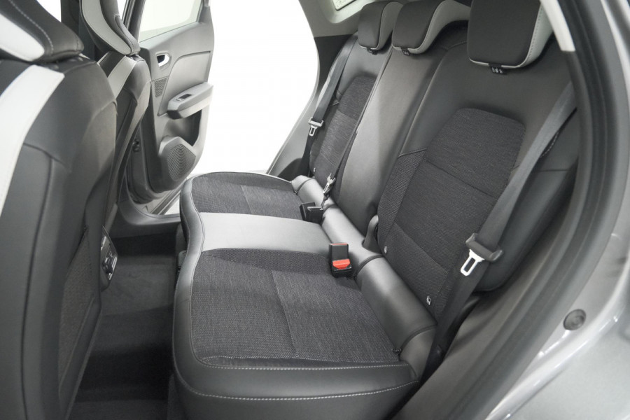 Renault Captur Mild Hybrid 140 EDC Techno | Camera | 9.3 Inch Scherm | Apple Carplay | Parkeersensoren | Allseason Banden | Stoelverwarming