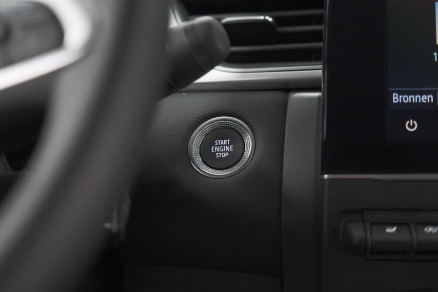 Renault Captur Mild Hybrid 140 EDC Techno | Camera | 9.3 Inch Scherm | Apple Carplay | Parkeersensoren | Allseason Banden | Stoelverwarming