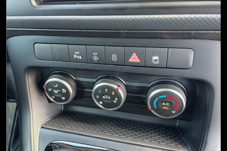 Mercedes-Benz Citan 113 L2 Extra Lang Automaat Airco Trekhaak DAB Parktronic Benzine