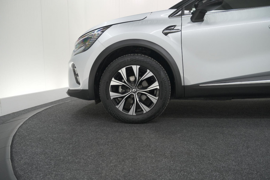Renault Captur Mild Hybrid 140 EDC Techno | Camera | 9.3 Inch Scherm | Apple Carplay | Parkeersensoren | Allseason Banden | Stoelverwarming