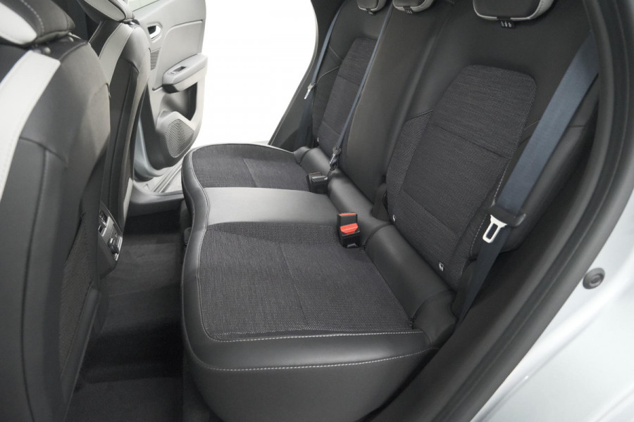 Renault Captur Mild Hybrid 140 EDC Techno | Camera | 9.3 Inch Scherm | Apple Carplay | Parkeersensoren | Allseason Banden | Stoelverwarming
