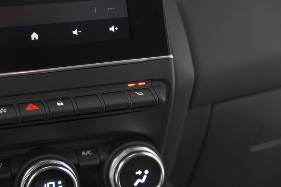 Renault Captur Mild Hybrid 140 EDC Techno | Camera | 9.3 Inch Scherm | Apple Carplay | Parkeersensoren | Allseason Banden | Stoelverwarming