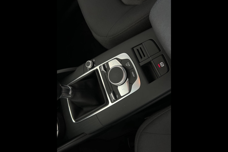 Audi A3 Sportback 30 TFSI Pro Line NL-AUTO | LED | NAVI