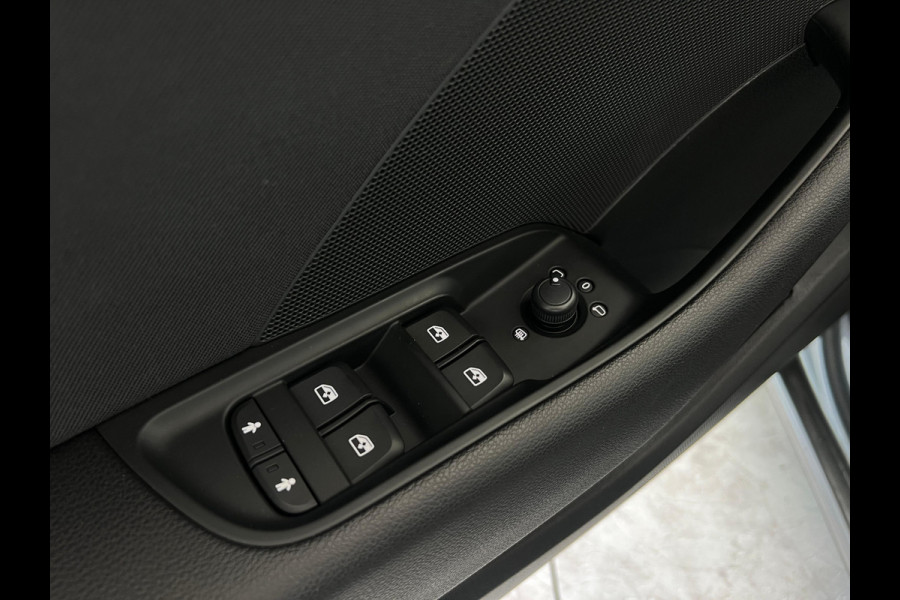 Audi A3 Sportback 30 TFSI Pro Line NL-AUTO | LED | NAVI
