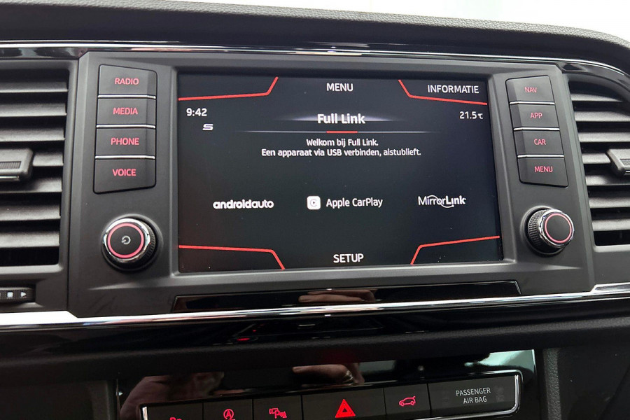 Seat Ateca 1.5 TSI FR Business Intense Automaat (PANORAMADAK, DIGITALE COCKPIT, BEATS AUDIO, 1e EIGENAAR, GOED ONDERHOUDEN)