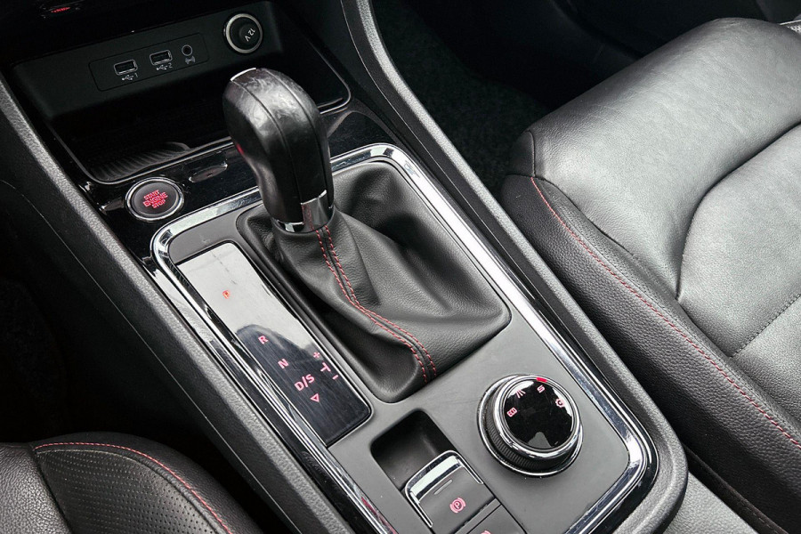 Seat Ateca 1.5 TSI FR Business Intense Automaat (PANORAMADAK, DIGITALE COCKPIT, BEATS AUDIO, 1e EIGENAAR, GOED ONDERHOUDEN)