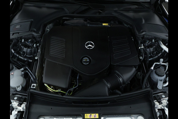 Mercedes-Benz C-Klasse Estate 300 e AMG Line AMG Line | Night Pakket | Trekhaak | Panorama Schuif-Kanteldak | Inclusief 24 maanden MB Certified garantie voor Europa.