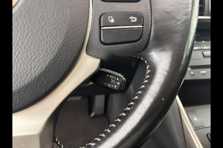 Lexus IS 300h Hybrid Business Line Aut. *PANO | 1/2LEATHER | FULL-LED | NAVI-FULLMAP | COMFORT-SEATS | CAMERA | ECC | PDC | CRUISE | 17''ALU*