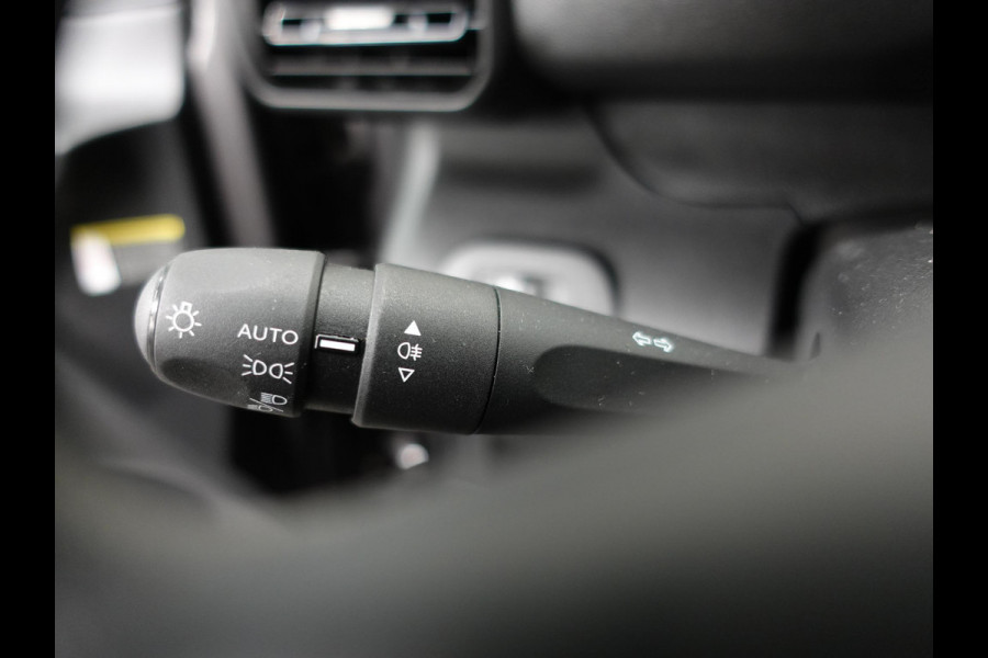 Peugeot Partner 1.5 L2 Trekhaal Cruise control Airco Parkeersensoren 3-zits Apple Carplay / Android Auto Euro6