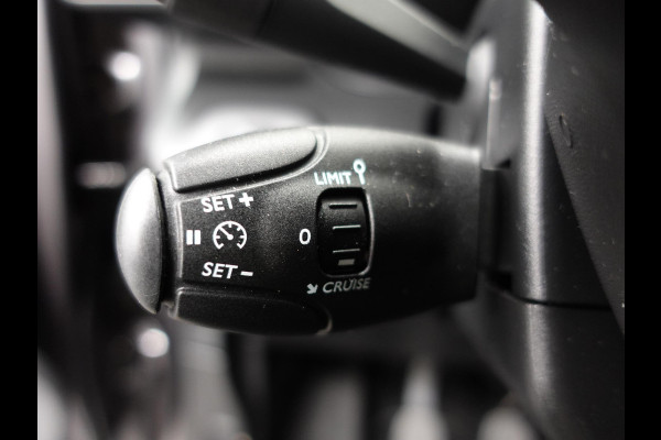 Peugeot Partner 1.5 L2 Trekhaal Cruise control Airco Parkeersensoren 3-zits Apple Carplay / Android Auto Euro6