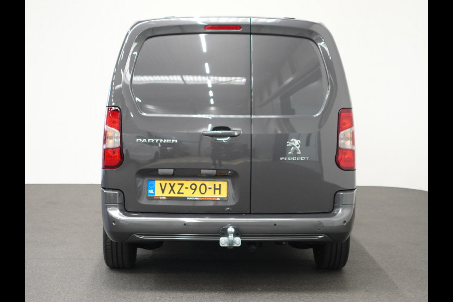 Peugeot Partner 1.5 L2 Trekhaal Cruise control Airco Parkeersensoren 3-zits Apple Carplay / Android Auto Euro6