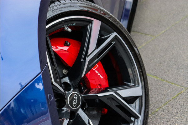 Audi RS7 4.0 V8 TFSI quattro **Dynamic Plus/Ceramic/Carbon/HUD/Pano/Matrix/360**