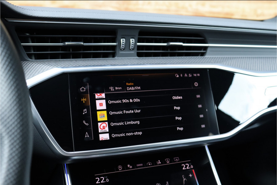 Audi RS7 4.0 V8 TFSI quattro **Dynamic Plus/Ceramic/Carbon/HUD/Pano/Matrix/360**