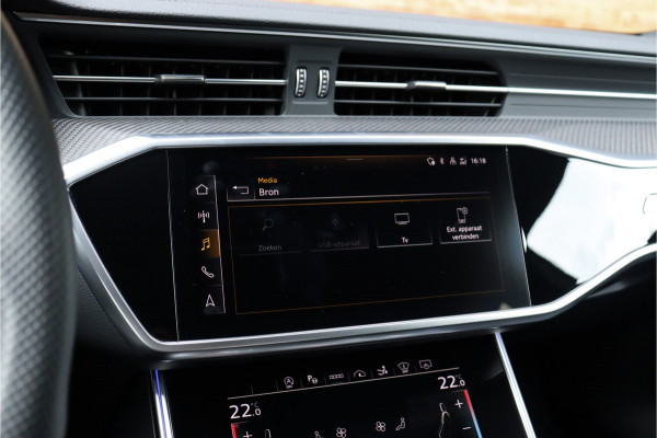 Audi RS7 4.0 V8 TFSI quattro **Dynamic Plus/Ceramic/Carbon/HUD/Pano/Matrix/360**
