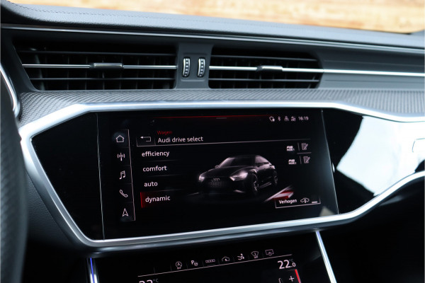 Audi RS7 4.0 V8 TFSI quattro **Dynamic Plus/Ceramic/Carbon/HUD/Pano/Matrix/360**