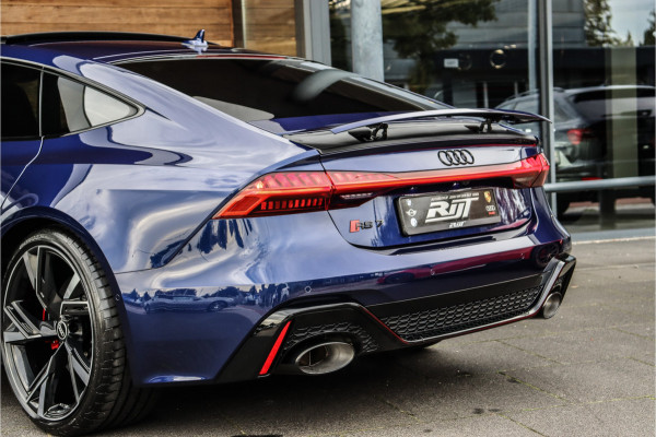 Audi RS7 4.0 V8 TFSI quattro **Dynamic Plus/Ceramic/Carbon/HUD/Pano/Matrix/360**