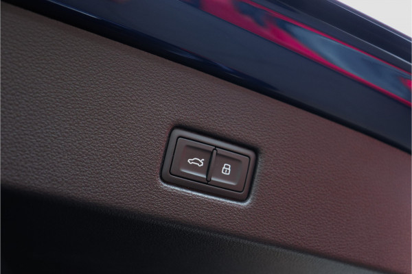 Audi RS7 4.0 V8 TFSI quattro **Dynamic Plus/Ceramic/Carbon/HUD/Pano/Matrix/360**