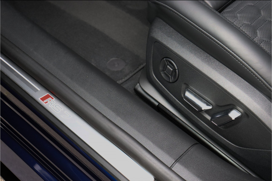 Audi RS7 4.0 V8 TFSI quattro **Dynamic Plus/Ceramic/Carbon/HUD/Pano/Matrix/360**