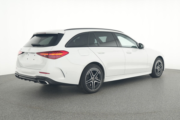 Mercedes-Benz C-Klasse Estate 300 e AMG Plug-In Hybride | AMG Line | Night Pakket | Trekhaak | Panorama Schuif-Kanteldak | Keyless-Go | Inclusief 24 maanden MB Certified garantie voor Europa.