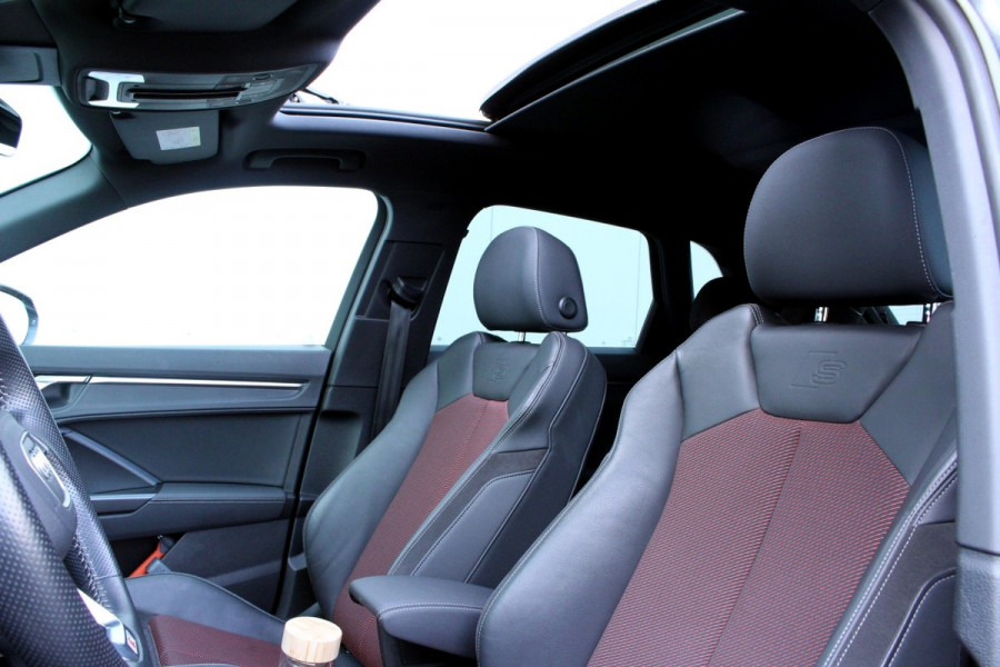 Audi Q3 35 TFSI S-Edition AUT NAP PANO CARPLAY VIRTUAL LEDER '21