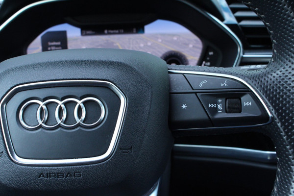 Audi Q3 35 TFSI S-Edition AUT NAP PANO CARPLAY VIRTUAL LEDER '21