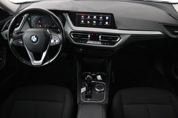 BMW 2 Serie Gran Coupé 218i Executive Edition (PARKEERSENSOREN, CRUISE CONTROL, NAVIGATIE, DIGITAAL DASHBOARD, NL-AUTO)