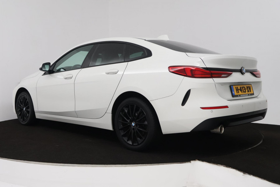 BMW 2 Serie Gran Coupé 218i Executive Edition (PARKEERSENSOREN, CRUISE CONTROL, NAVIGATIE, DIGITAAL DASHBOARD, NL-AUTO)