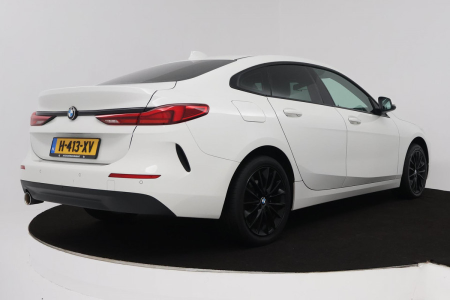 BMW 2 Serie Gran Coupé 218i Executive Edition (PARKEERSENSOREN, CRUISE CONTROL, NAVIGATIE, DIGITAAL DASHBOARD, NL-AUTO)