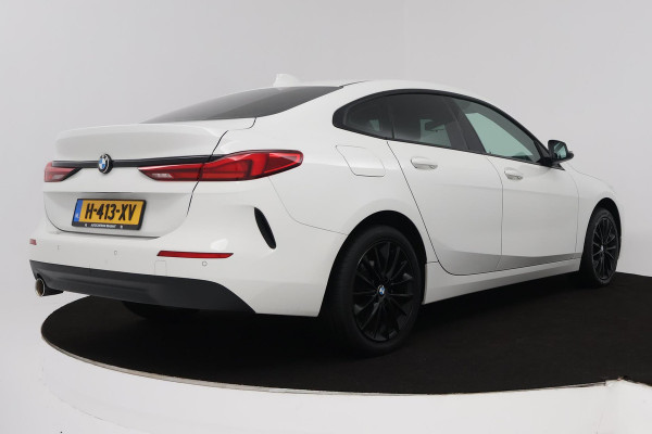 BMW 2 Serie Gran Coupé 218i Executive Edition (PARKEERSENSOREN, CRUISE CONTROL, NAVIGATIE, DIGITAAL DASHBOARD, NL-AUTO)