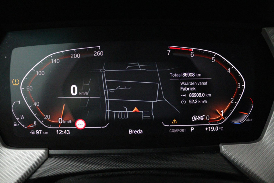 BMW 2 Serie Gran Coupé 218i Executive Edition (PARKEERSENSOREN, CRUISE CONTROL, NAVIGATIE, DIGITAAL DASHBOARD, NL-AUTO)