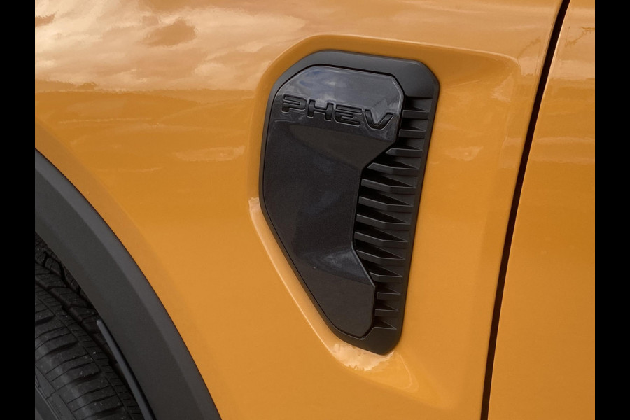 Ford Ranger 2.3 PHEV Wildtrak Double Cab 281pk | 5 persoons! | Technology Pack Plus Trailer | Cargo Area Pack | Power Rollertop | Prijs excl. BTW incl. BPM | laadkabel mode 3 16A | Rijklaar