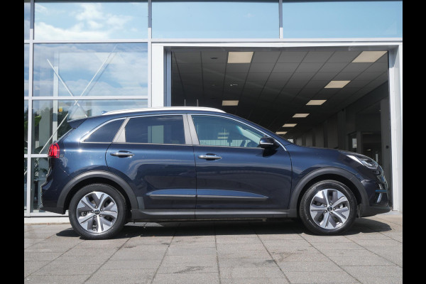 Kia e-Niro ExecutiveLine 64 kWh | Cruise | Camera | Clima | Carplay | Stoelverwarming-ventilatie | Navi | Keyless |