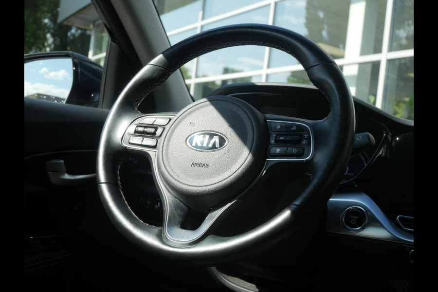 Kia e-Niro ExecutiveLine 64 kWh | Cruise | Camera | Clima | Carplay | Stoelverwarming-ventilatie | Navi | Keyless |