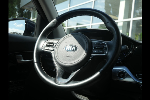 Kia e-Niro ExecutiveLine 64 kWh | Cruise | Camera | Clima | Carplay | Stoelverwarming-ventilatie | Navi | Keyless |