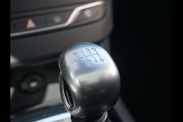 Peugeot 308 SW 1.2 TURBO Blue Lease Executive
