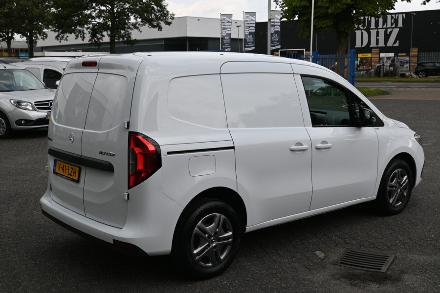Mercedes-Benz Citan 110 CDI L1 Pro 3 Zitplaatsen, MBUX met navigatie en camera