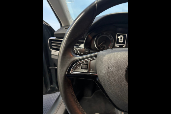 Škoda Kamiq 1.0 TSI Ambition Airco | Cruise| Carplay