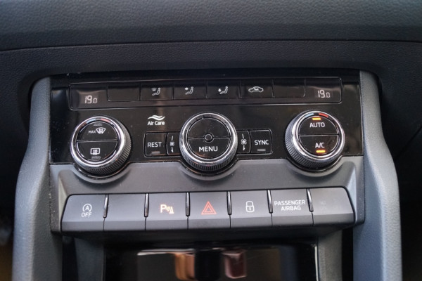 Škoda Kodiaq 1.5 TSI 150pk Business Edition -LED-ECC-PDC-CAM-