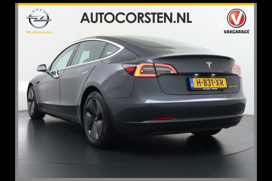 Tesla Model 3 AWD 75kWh **FSD Full Self Driving MEEGELEVERD pakket** Long Range Trekhaak Premium Audio AutoPilot Panoramadak Camera's Leer Ada Automatisch Parkeren Zelfstandig-Rijstrookwissel 4WD Stoel en achterbank verwarming Elektr.Stoelen+Memory+Easy-Entry WiFi 1e Eigenaar Origineel Nederlandse Auto Garantie op Accu/Motor tot 29-06-2028/192.000km  € 67.630- nieuw!
