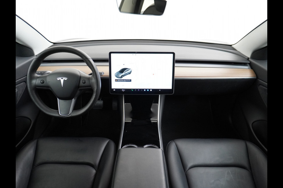 Tesla Model 3 AWD 75kWh **FSD Full Self Driving MEEGELEVERD pakket** Long Range Trekhaak Premium Audio AutoPilot Panoramadak Camera's Leer Ada Automatisch Parkeren Zelfstandig-Rijstrookwissel 4WD Stoel en achterbank verwarming Elektr.Stoelen+Memory+Easy-Entry WiFi 1e Eigenaar Origineel Nederlandse Auto Garantie op Accu/Motor tot 29-06-2028/192.000km  € 67.630- nieuw!