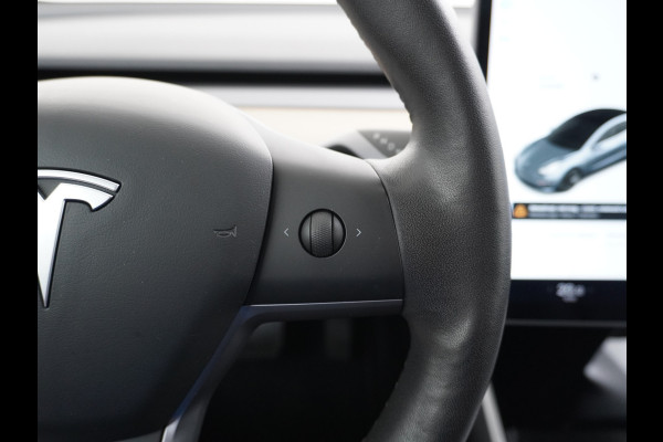 Tesla Model 3 AWD 75kWh **FSD Full Self Driving MEEGELEVERD pakket** Long Range Trekhaak Premium Audio AutoPilot Panoramadak Camera's Leer Ada Automatisch Parkeren Zelfstandig-Rijstrookwissel 4WD Stoel en achterbank verwarming Elektr.Stoelen+Memory+Easy-Entry WiFi 1e Eigenaar Origineel Nederlandse Auto Garantie op Accu/Motor tot 29-06-2028/192.000km  € 67.630- nieuw!