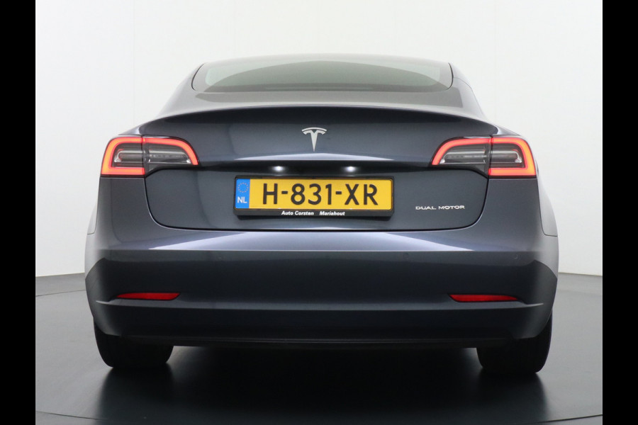Tesla Model 3 AWD 75kWh **FSD Full Self Driving MEEGELEVERD pakket** Long Range Trekhaak Premium Audio AutoPilot Panoramadak Camera's Leer Ada Automatisch Parkeren Zelfstandig-Rijstrookwissel 4WD Stoel en achterbank verwarming Elektr.Stoelen+Memory+Easy-Entry WiFi 1e Eigenaar Origineel Nederlandse Auto Garantie op Accu/Motor tot 29-06-2028/192.000km  € 67.630- nieuw!