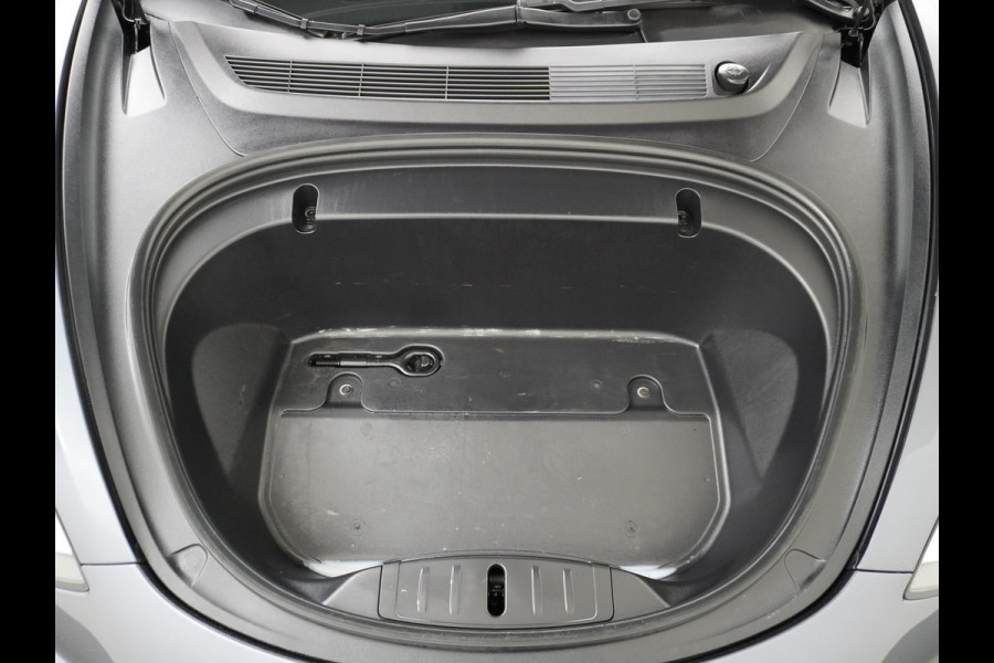 Tesla Model 3 AWD 75kWh **FSD Full Self Driving MEEGELEVERD pakket** Long Range Trekhaak Premium Audio AutoPilot Panoramadak Camera's Leer Ada Automatisch Parkeren Zelfstandig-Rijstrookwissel 4WD Stoel en achterbank verwarming Elektr.Stoelen+Memory+Easy-Entry WiFi 1e Eigenaar Origineel Nederlandse Auto Garantie op Accu/Motor tot 29-06-2028/192.000km  € 67.630- nieuw!