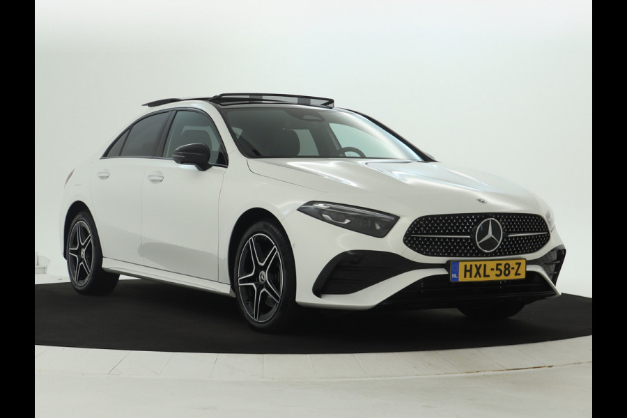 Mercedes-Benz A-Klasse 250 e AMG Line | AMG Line | Night Pakket | Panorama Schuif-Kanteldak | sfeerverlichting | Voorpassagiersstoel elektrisch verstelbaar met memoryfunctie | Inclusief 24 maanden MB Certified garantie voor Europa.